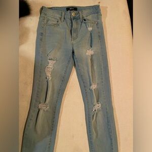 AERO ripped skinny jeans